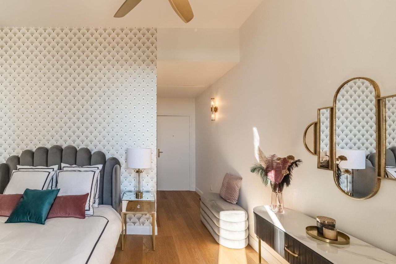The Gatsby Room - 50M Des Halles Ναρμπόν Εξωτερικό φωτογραφία